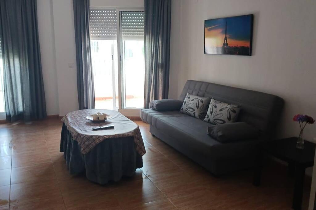 Apartamento Apartamento A Pie De Playa Con Parking Privado *